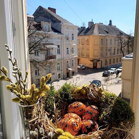 Homey Apartment On Vicheva Str. Lviv Exterior foto